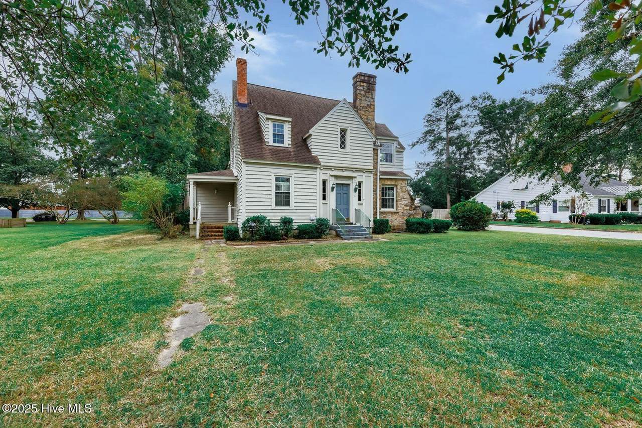 221 Main Street - Photo 1