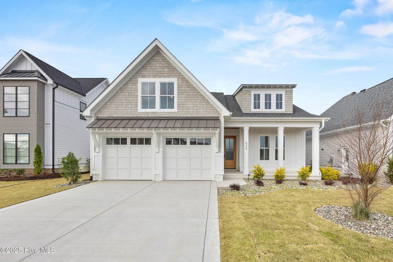 620 Waterstone Drive - Photo 1