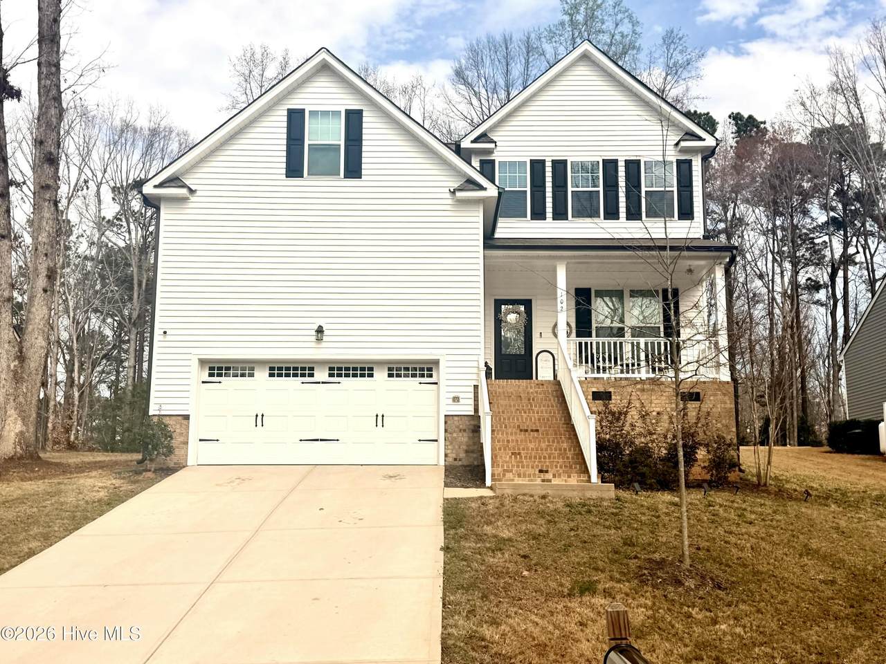 102 Red Dog Drive - Photo 1