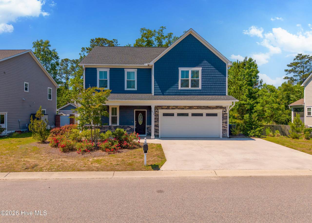 672 Coniston Drive - Photo 1