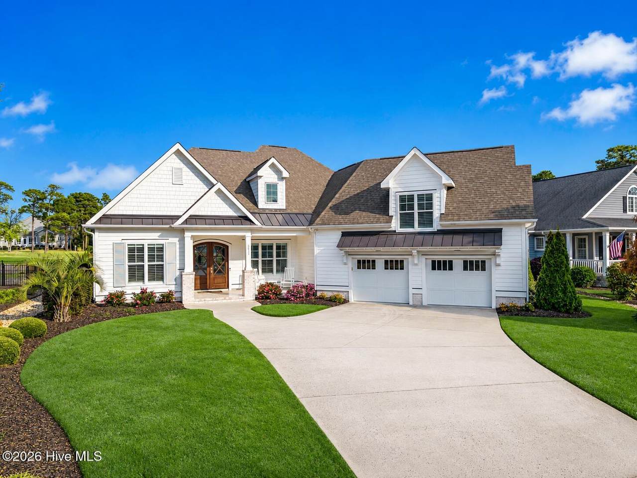 2911 Legends Drive - Photo 1