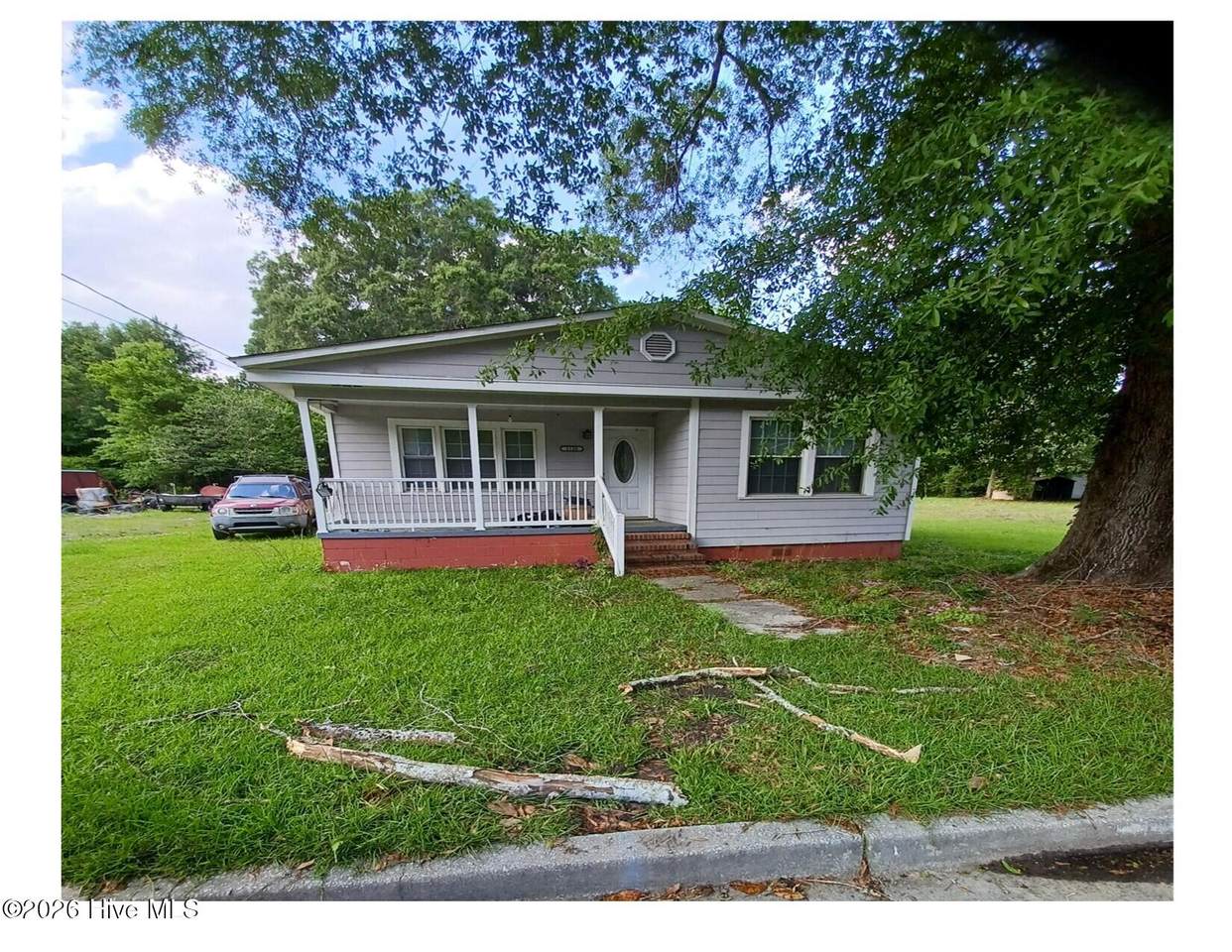 1120 Lincoln Street - Photo 1