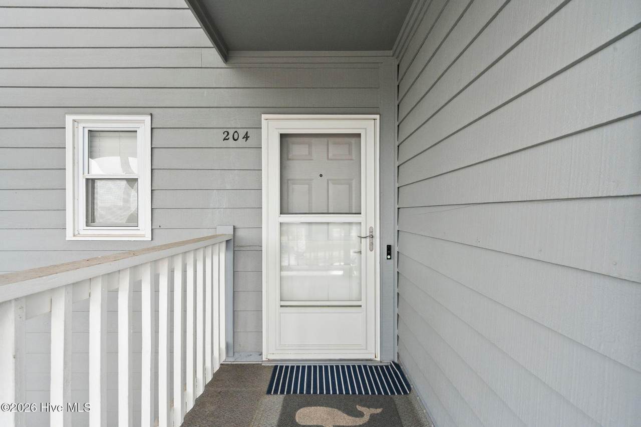 400 Virginia Avenue - Photo 1