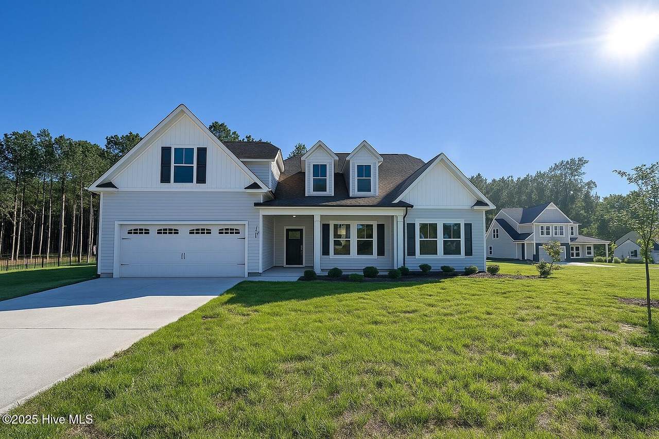 427 Earnest Way - Photo 1