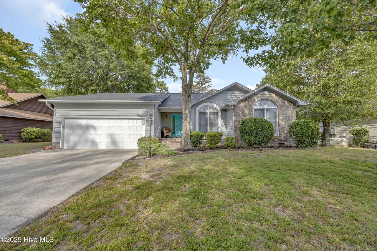 1618 Winding Way - Photo 1