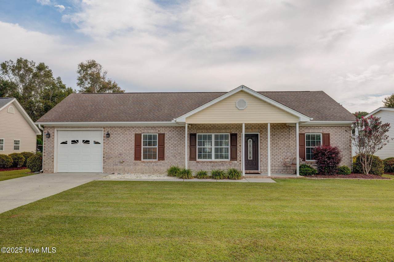 1631 Gate 1 Drive - Photo 1