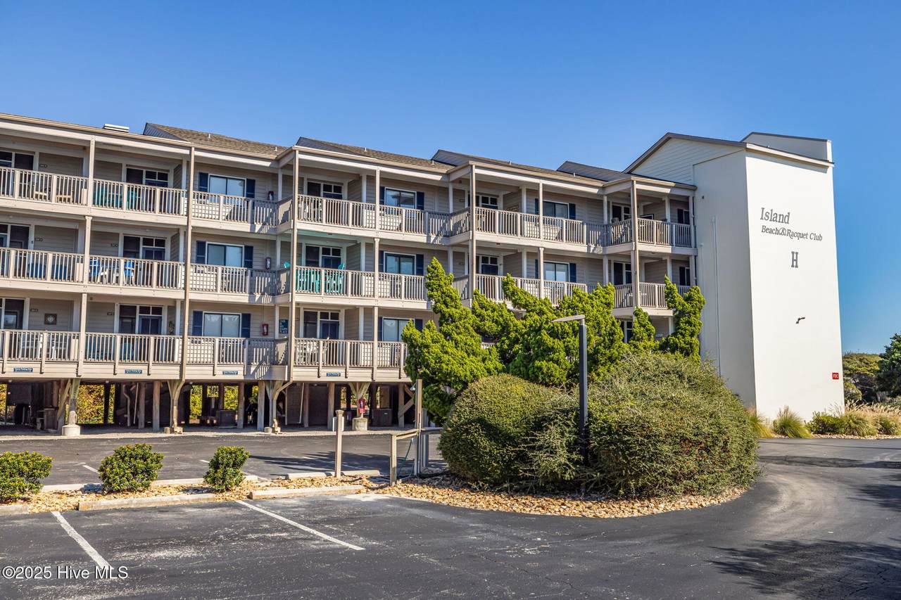 2306 Ft Macon Road - Photo 1