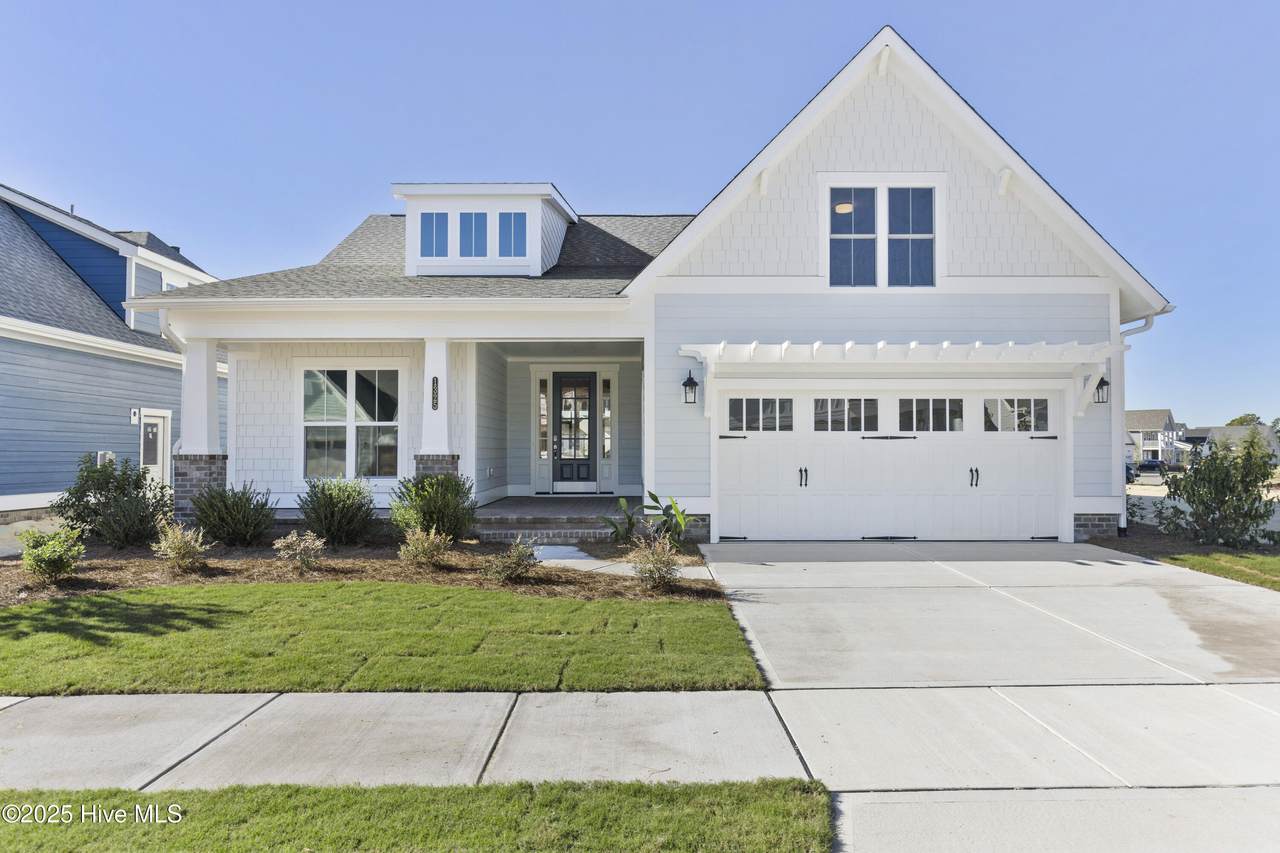 1325 Trisail Terrace - Photo 1