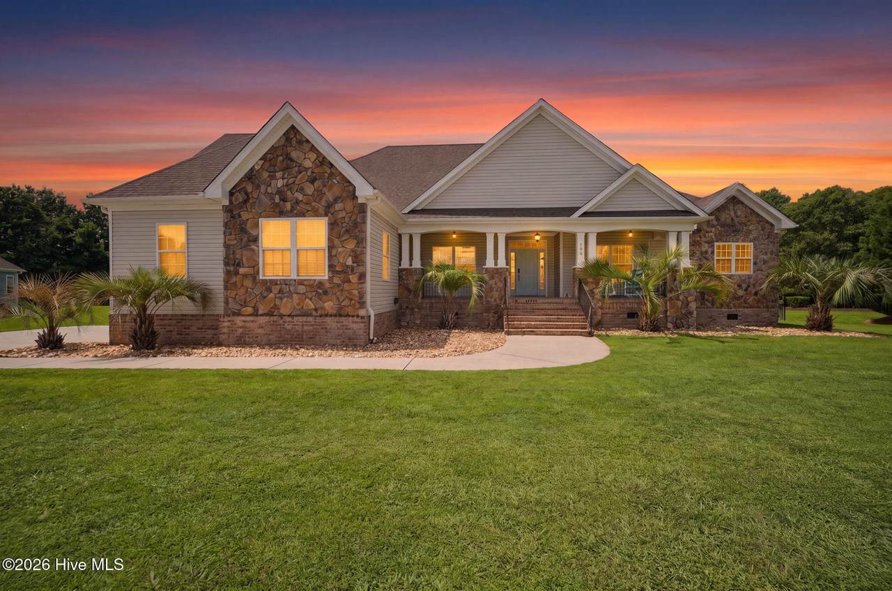106 Gregg Court - Photo 1