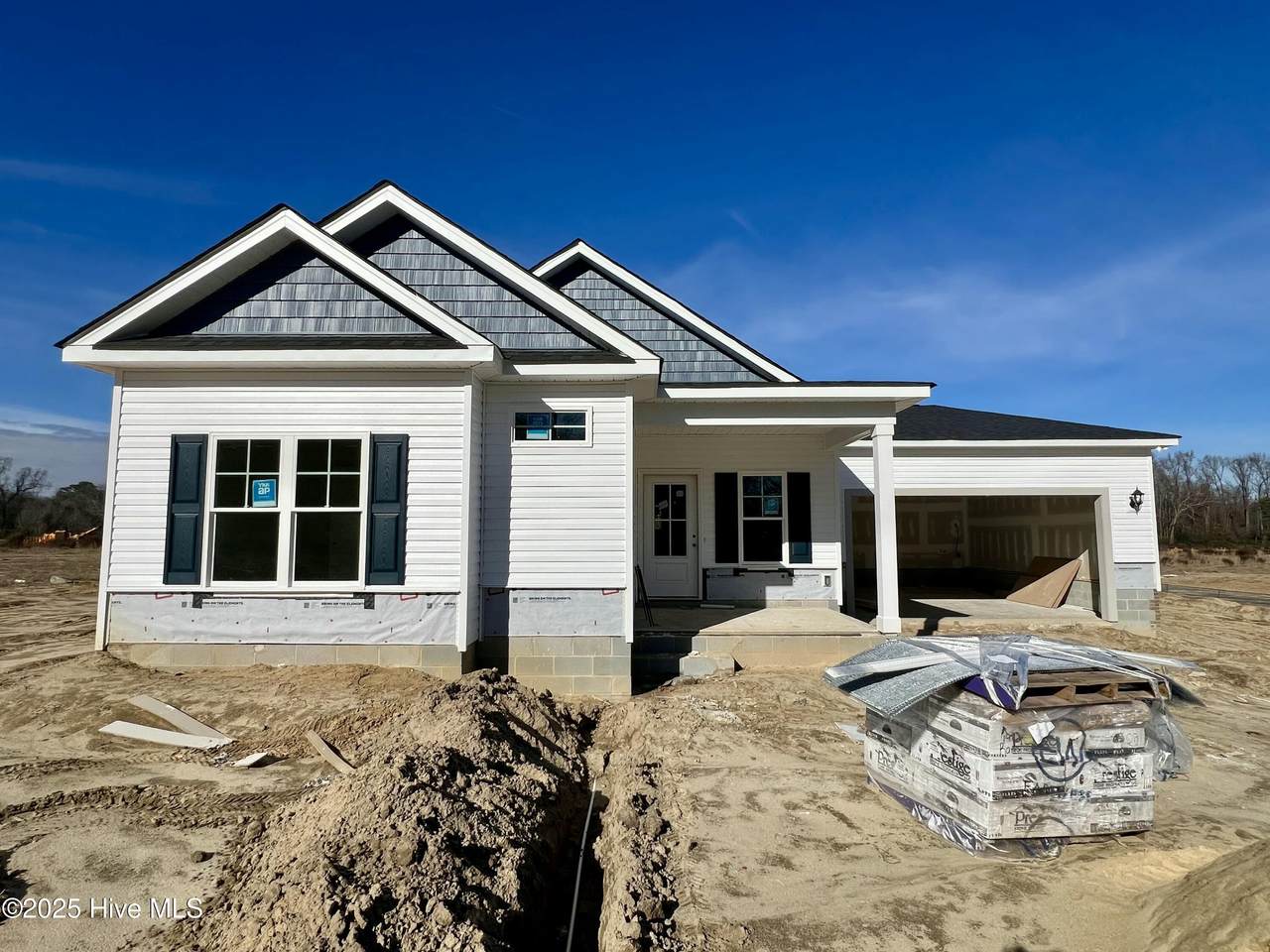 317 Creeks Edge Drive - Photo 1