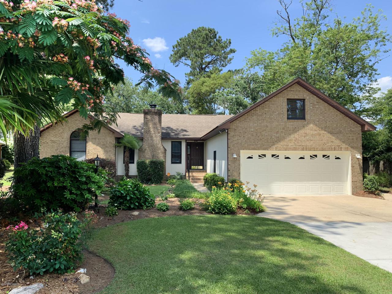 102 Grant Court - Photo 1