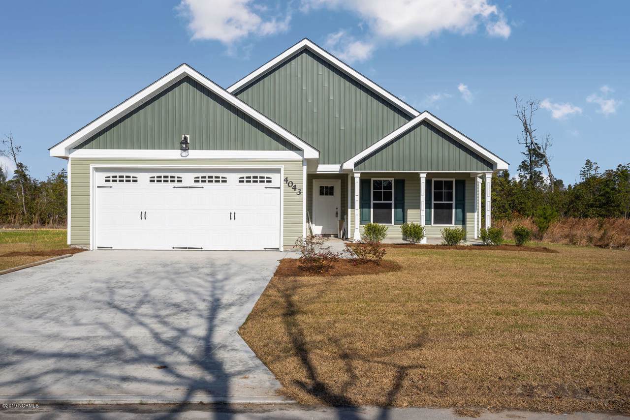 4043 Hunters Trail - Photo 1