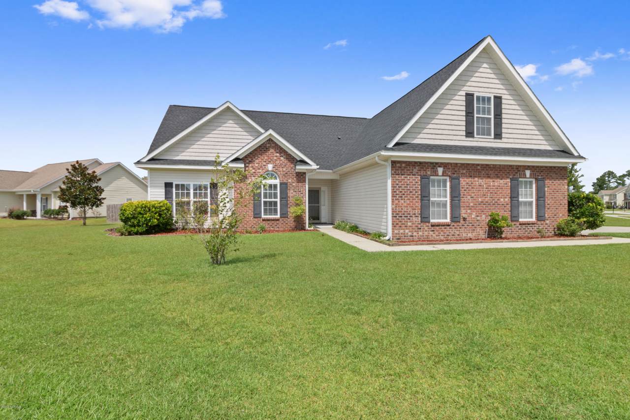 127 Moonstone Court - Photo 1