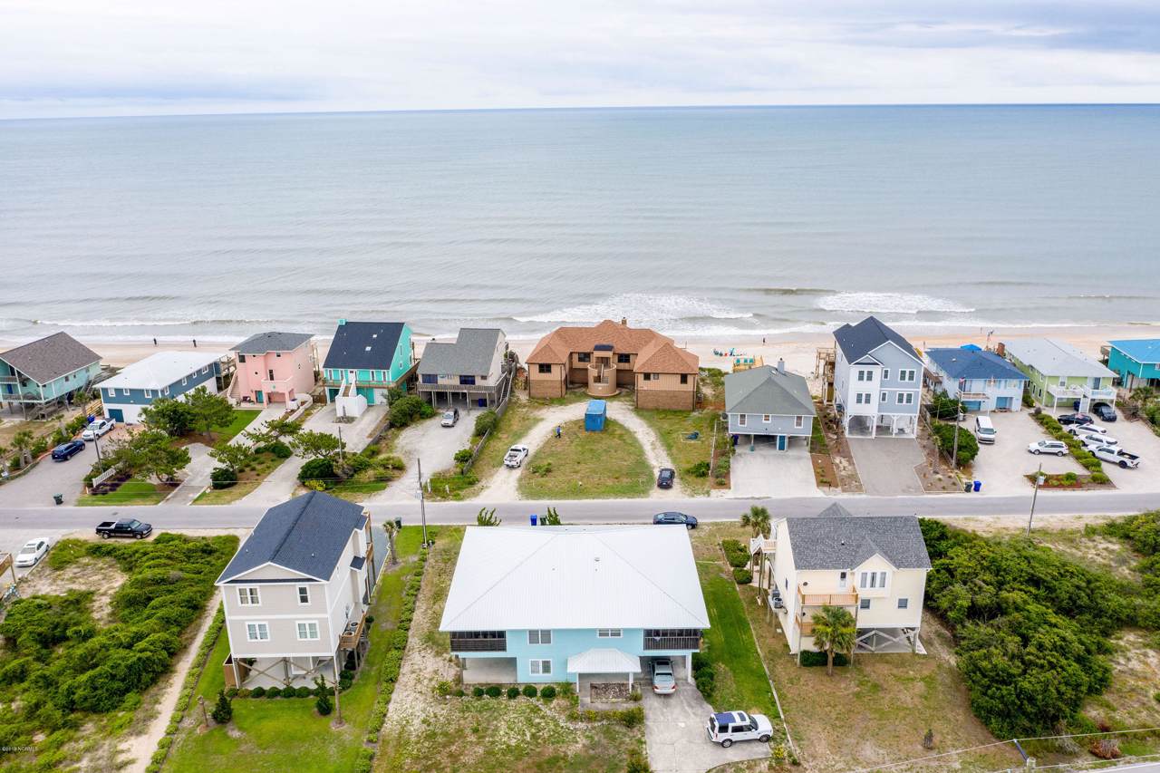 1202 Topsail Drive - Photo 1