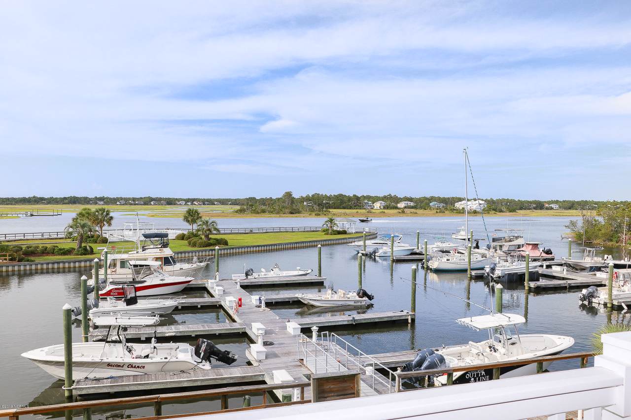 5400 Yacht Drive - Photo 1