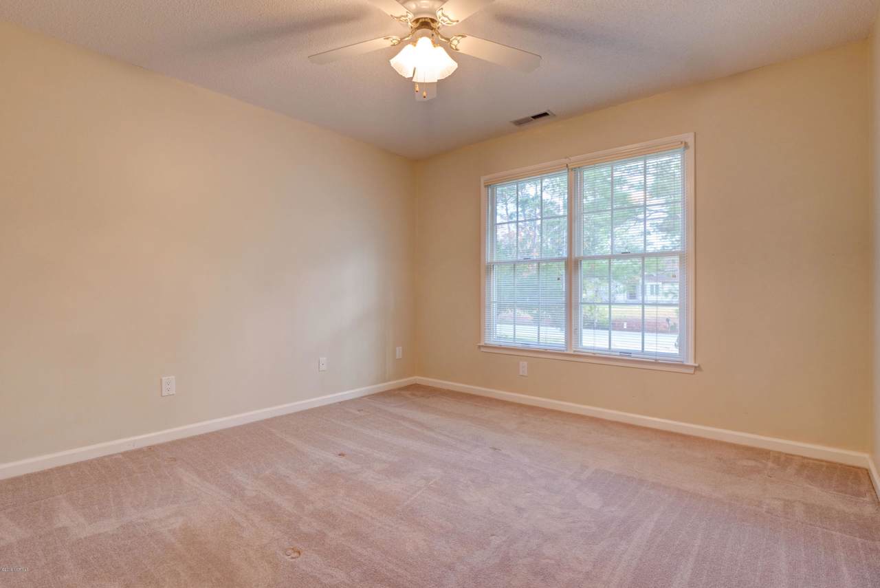 101 Par Court - Photo 1