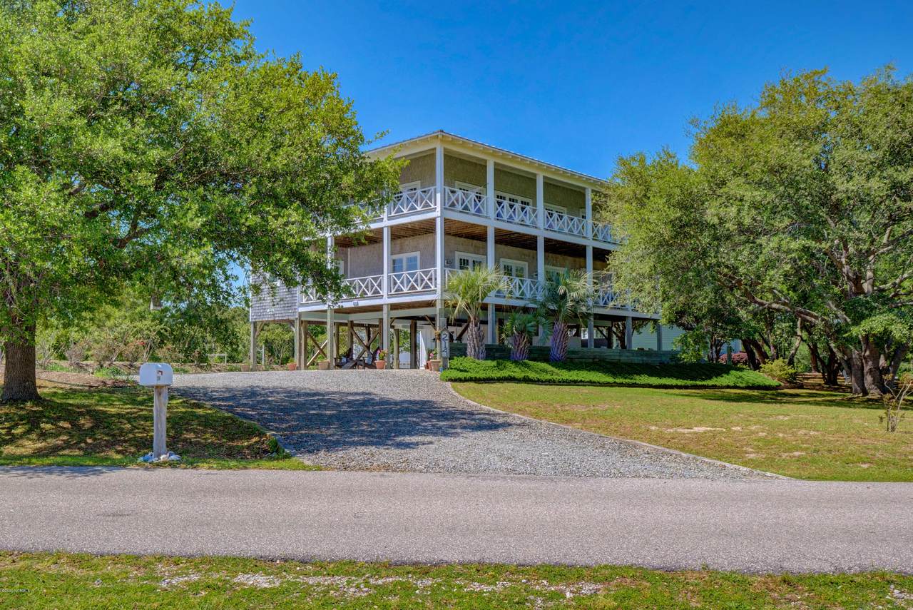 214 Howards Lane - Photo 1