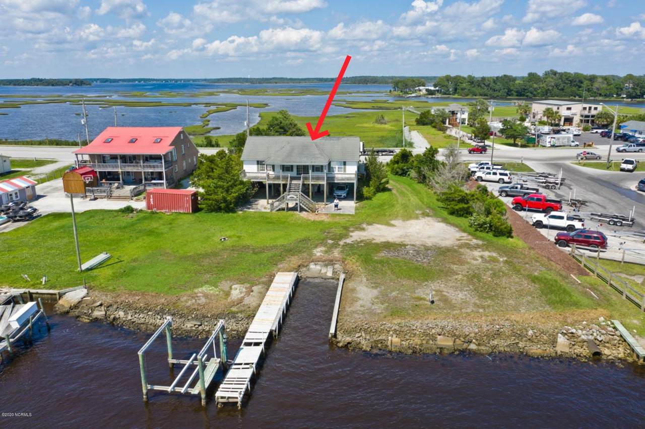 142 Cedar Point Boulevard - Photo 1