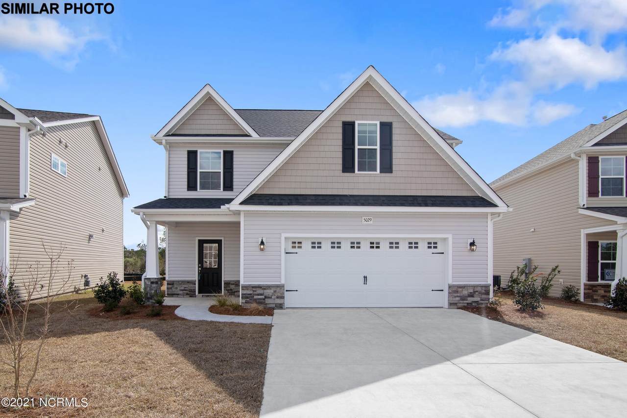 223 Admiral Court - Photo 1