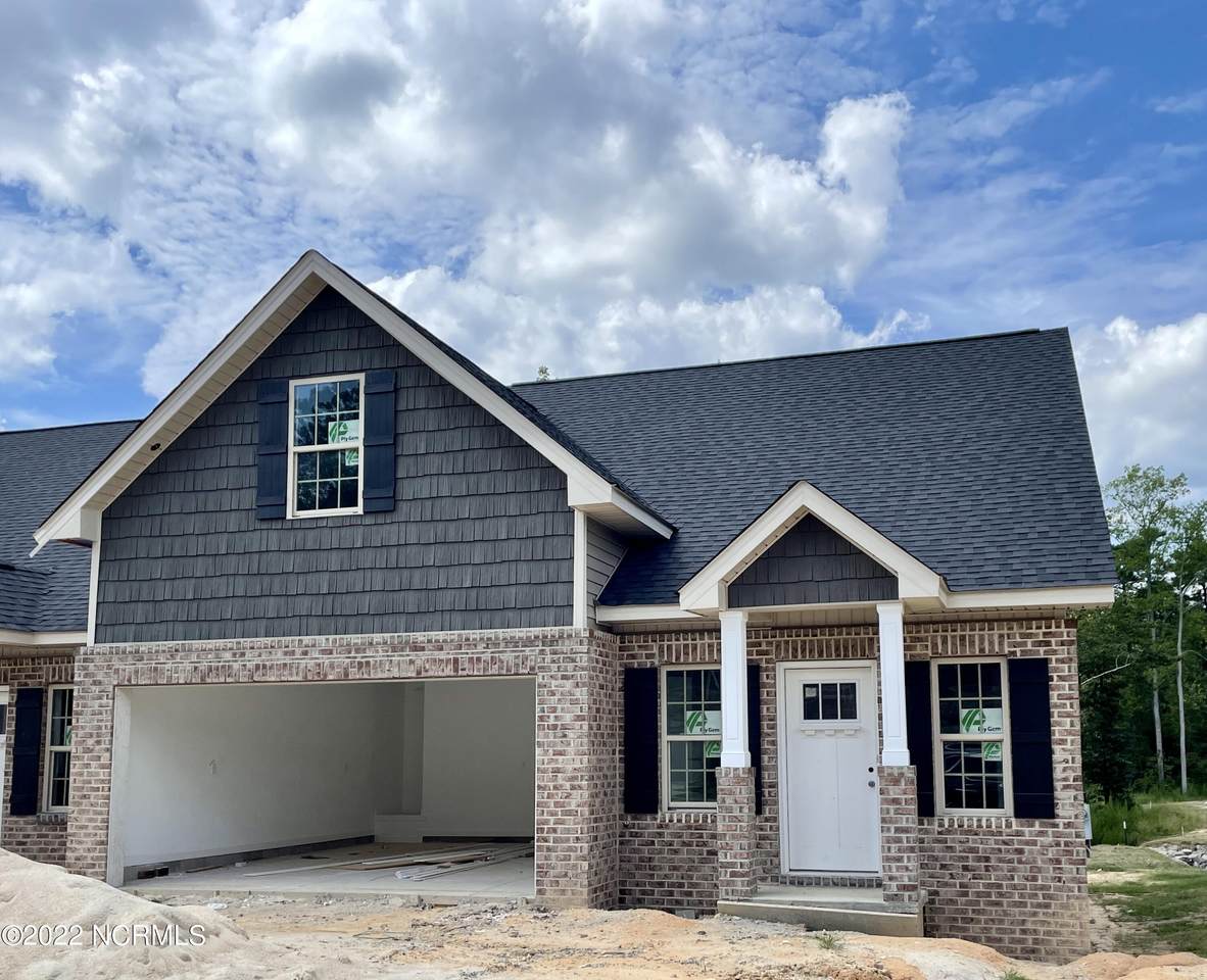 120 Lark Drive - Photo 1