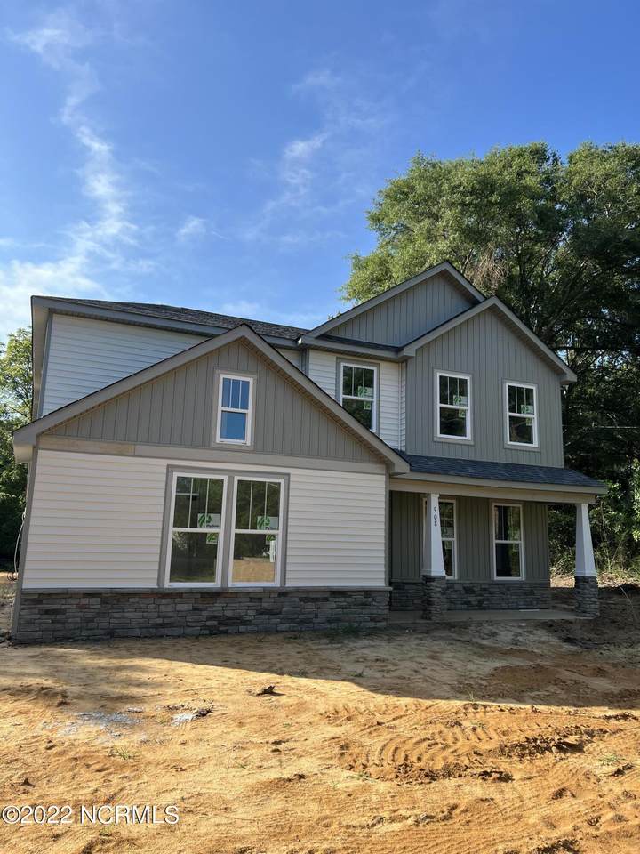 908 Poplar Street - Photo 1