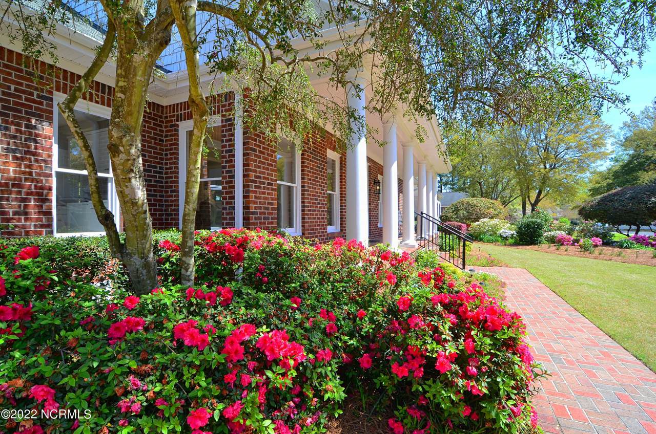 125 Hallbrook Farms Circle - Photo 1