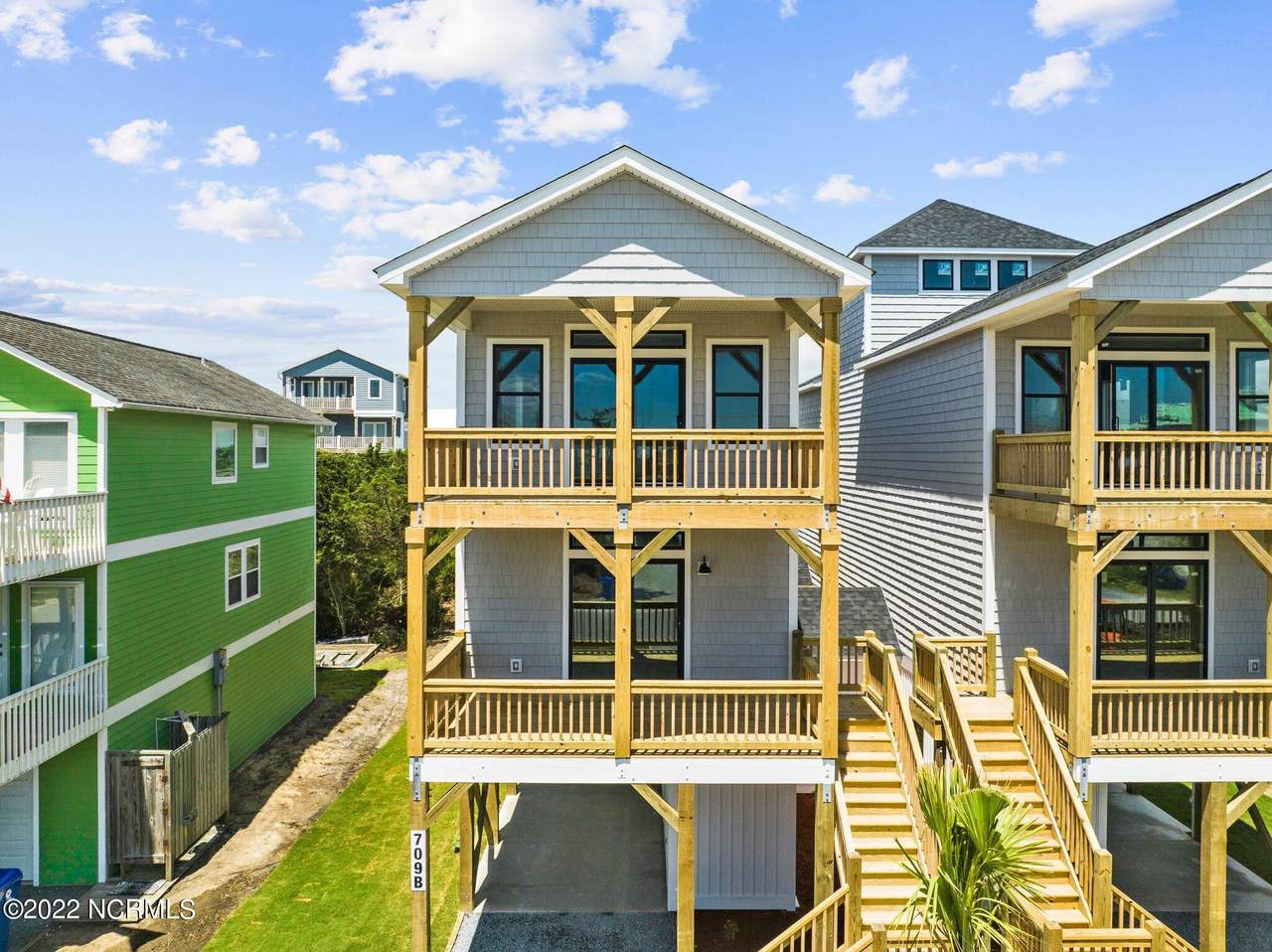 709 Shore Drive - Photo 1