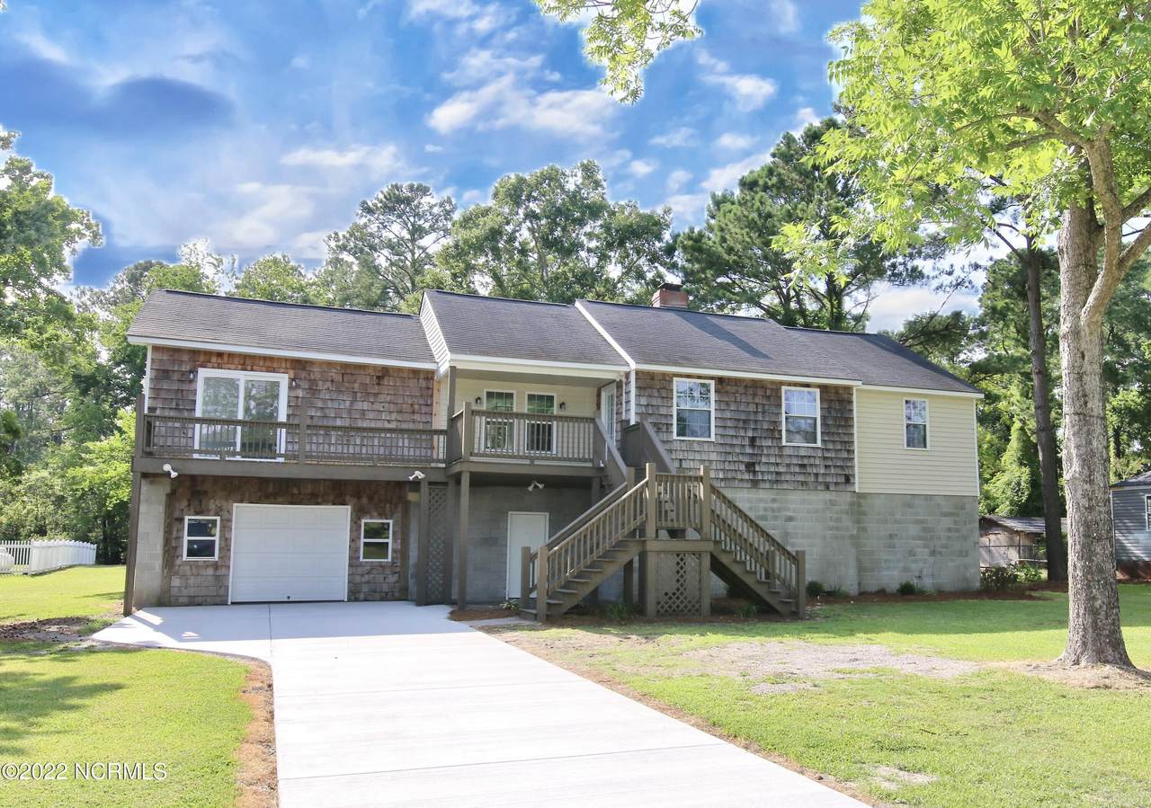806 Swan Point Road - Photo 1