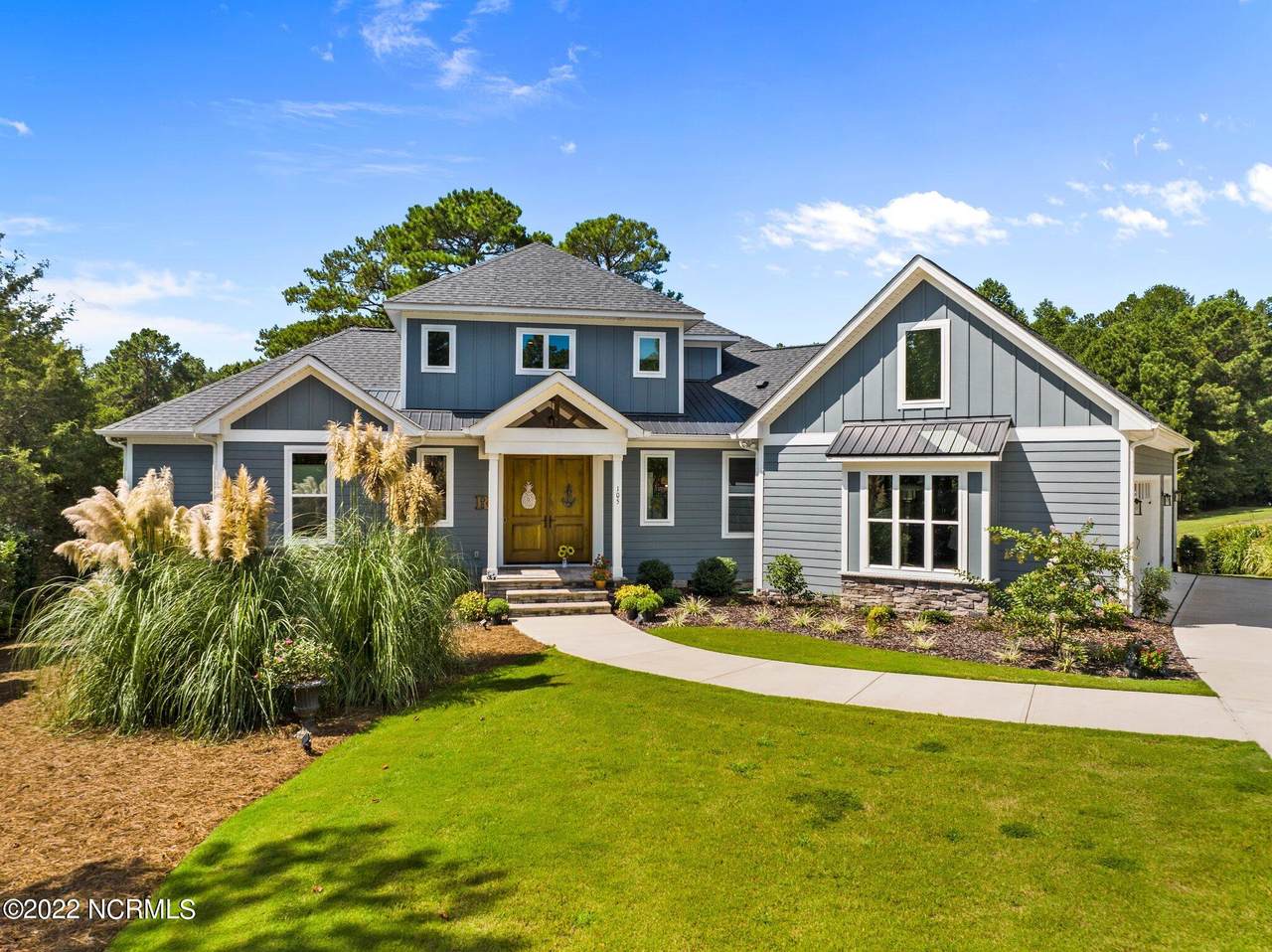105 Thomas Point - Photo 1