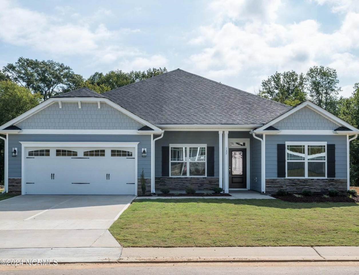 897 Pantego Boulevard - Photo 1