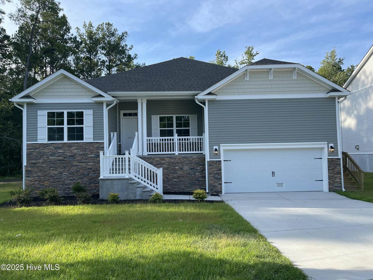 872 Pantego Boulevard - Photo 1