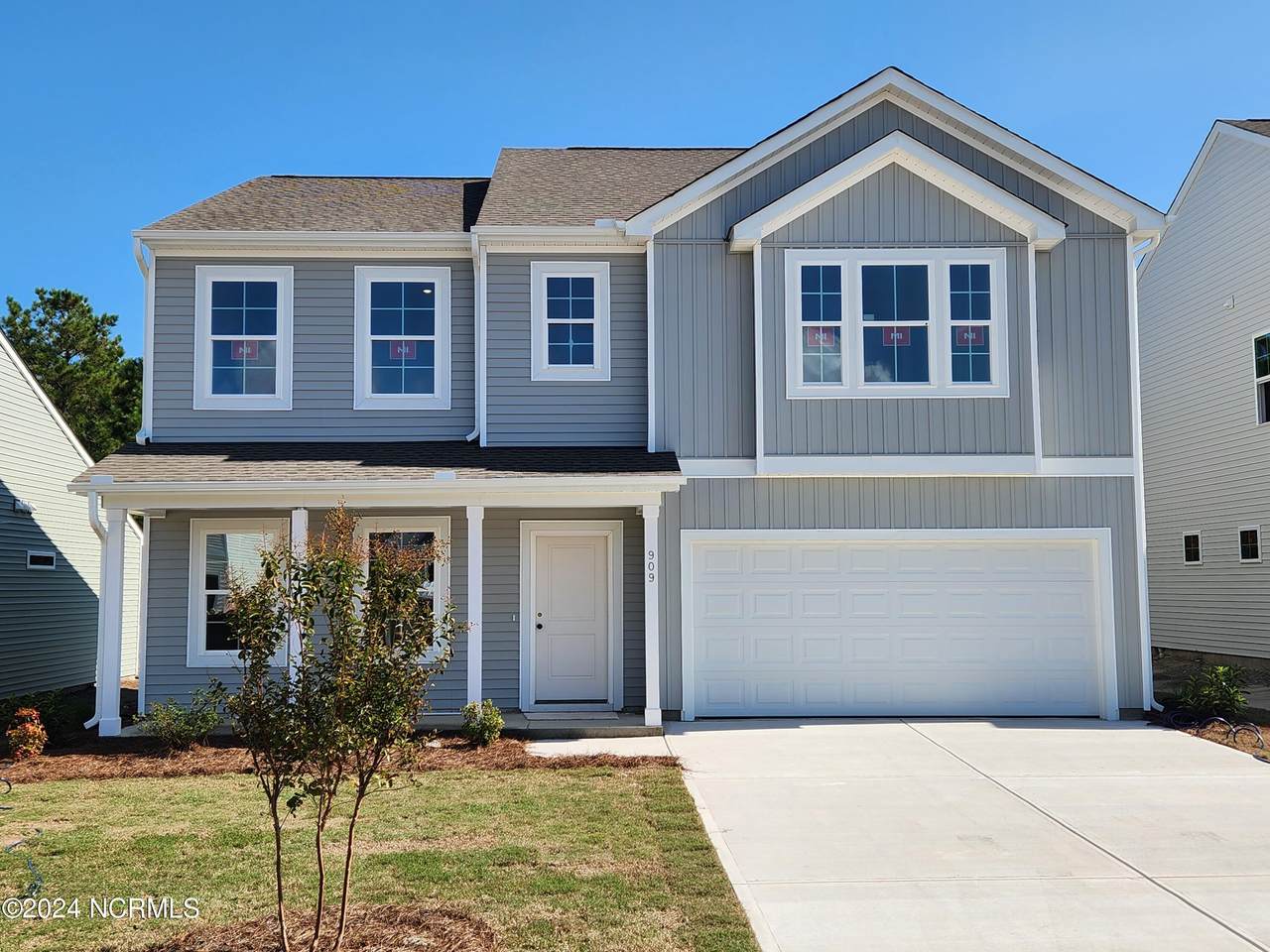 909 Rosie Drive - Photo 1