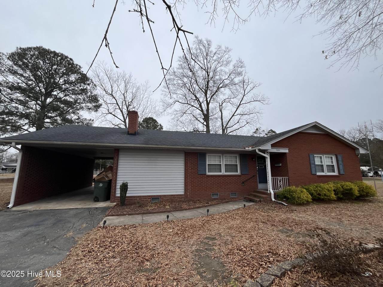 501 Caswell Street - Photo 1