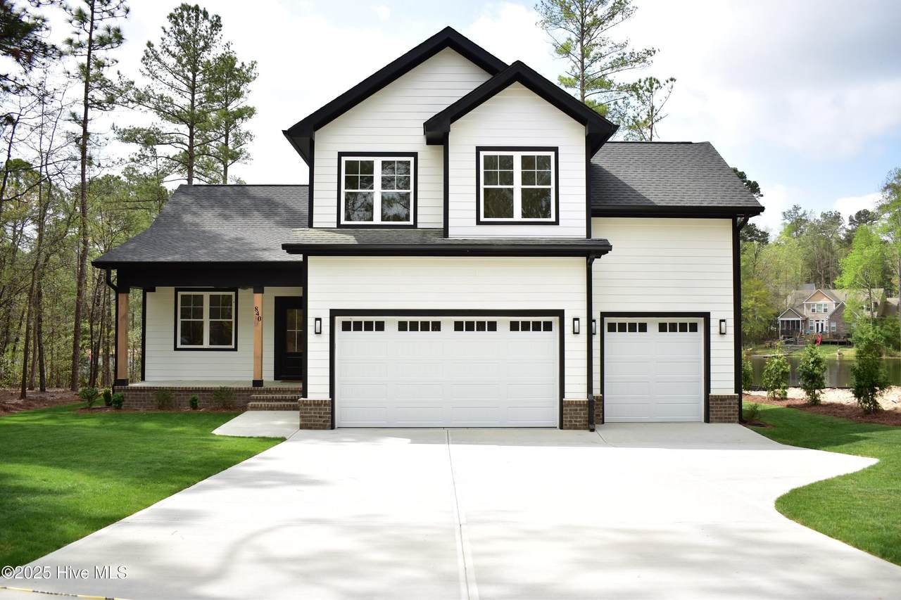 840 Greenbriar Drive - Photo 1