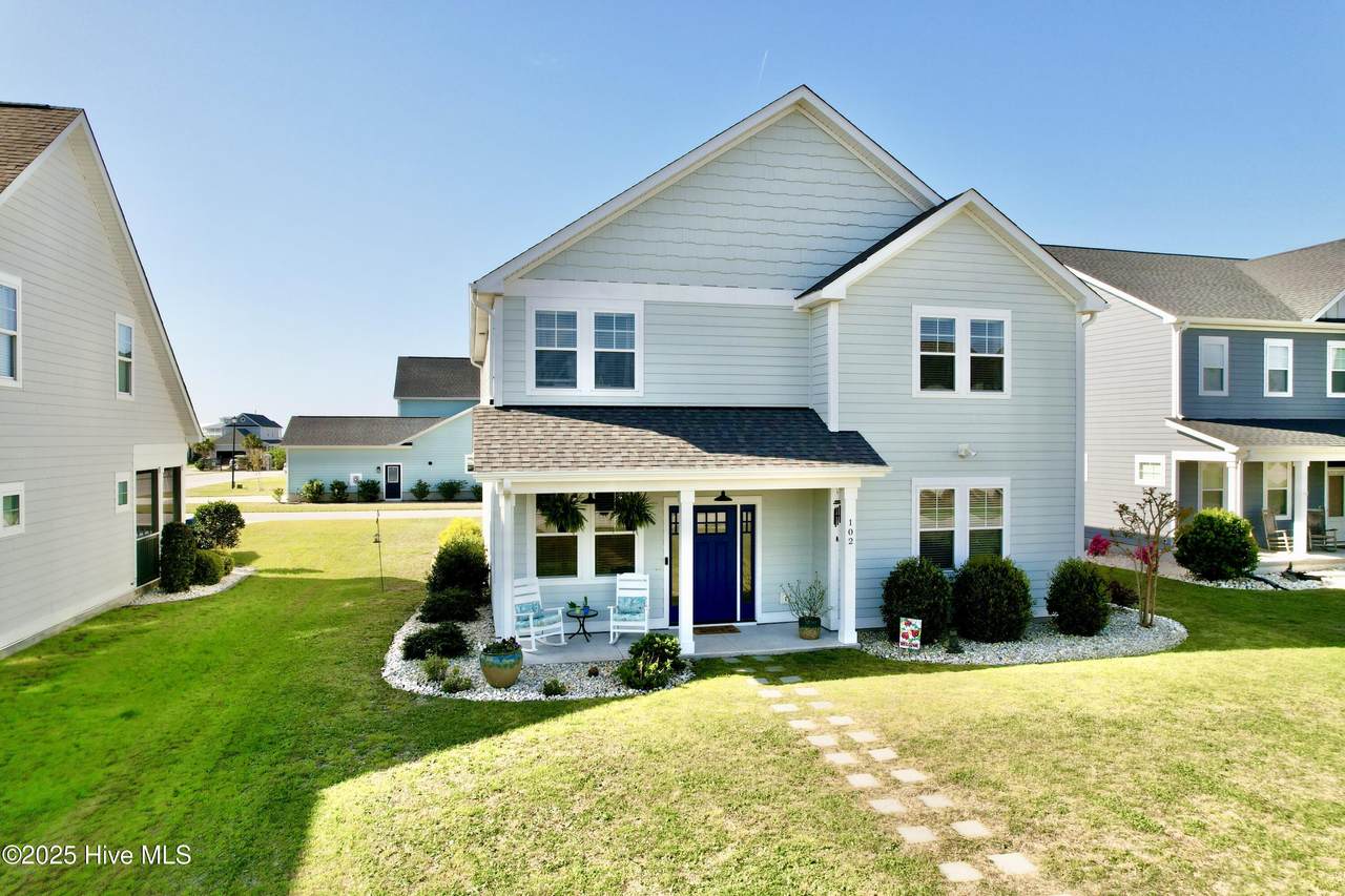 102 Bogue Harbor Court - Photo 1