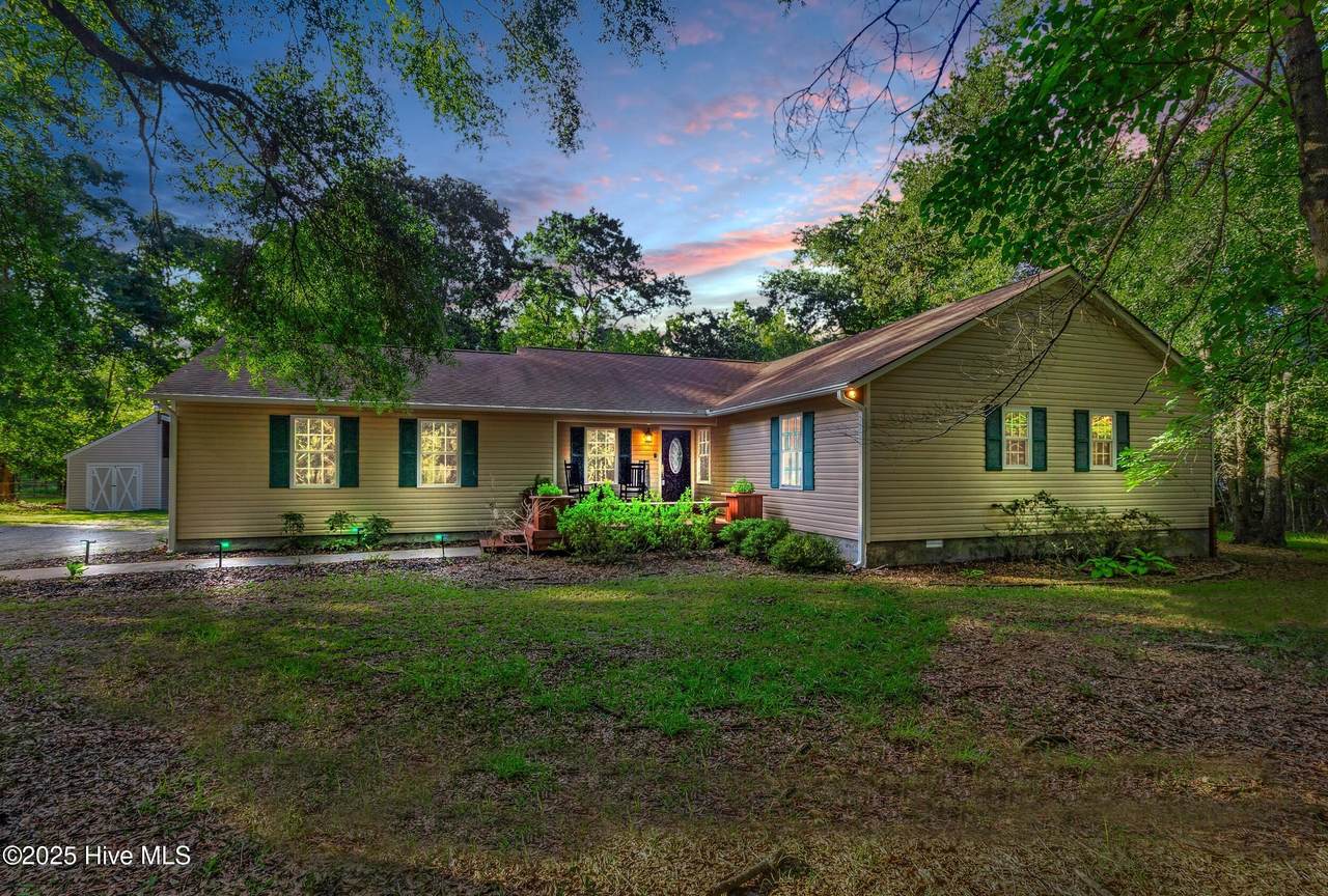 1913 Jimmys Road - Photo 1