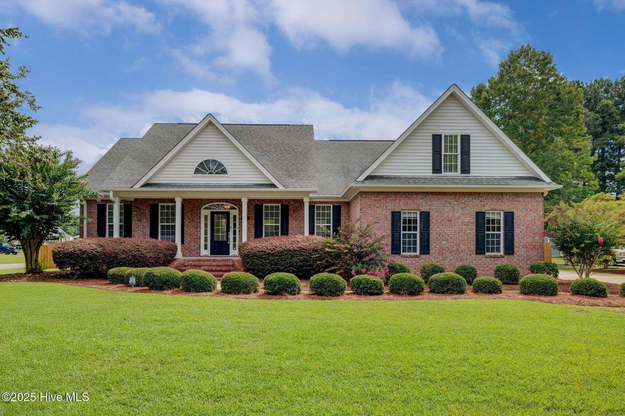 101 Spring Chase Lane - Photo 1