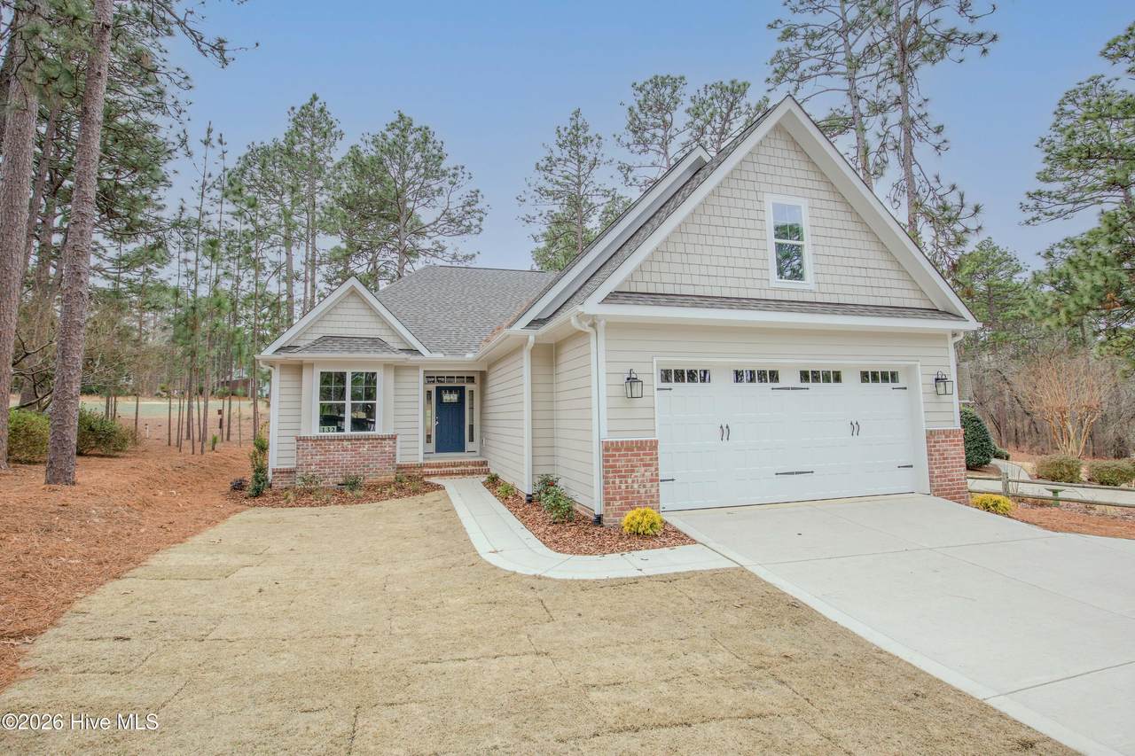 132 Hunter Trail - Photo 1