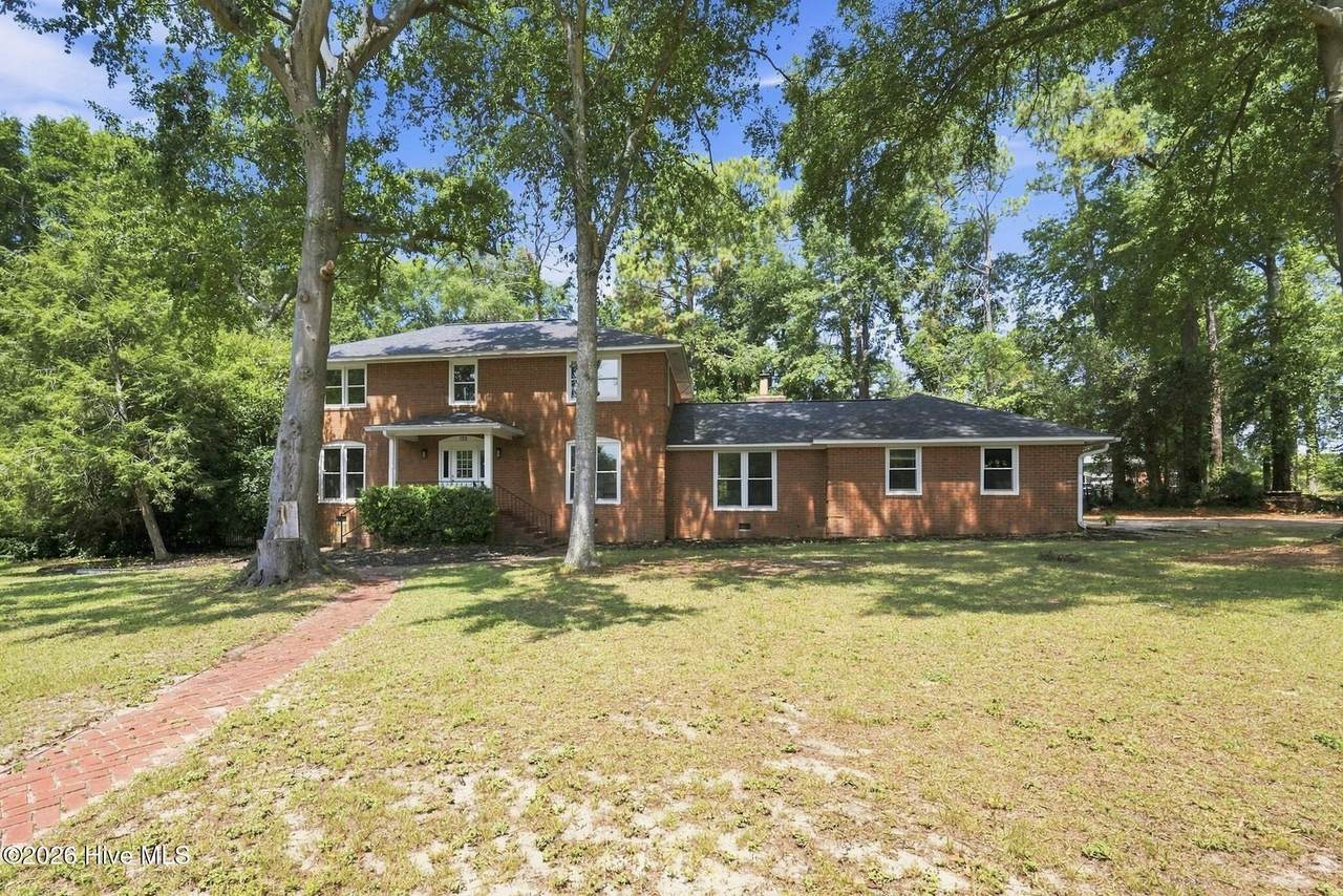 120 Kalmia Circle - Photo 1
