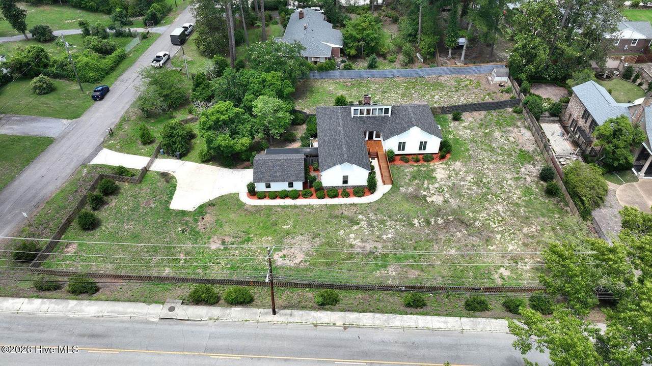 3075 Walton Way - Photo 1