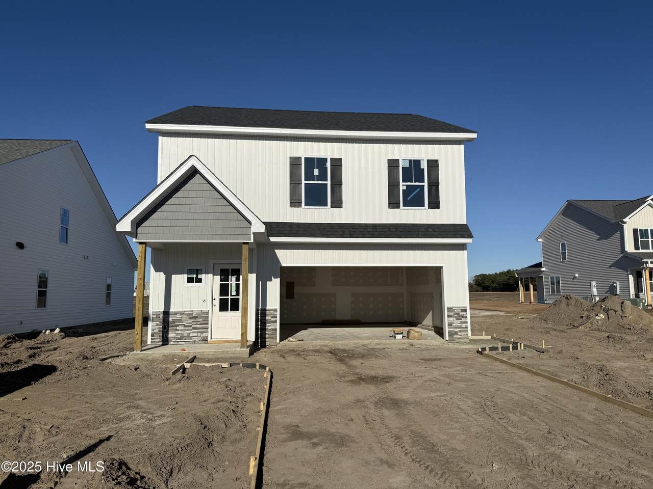 1033 Seven Iron Drive - Photo 1