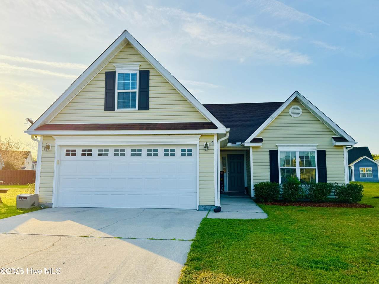 100 Kenmore Court - Photo 1