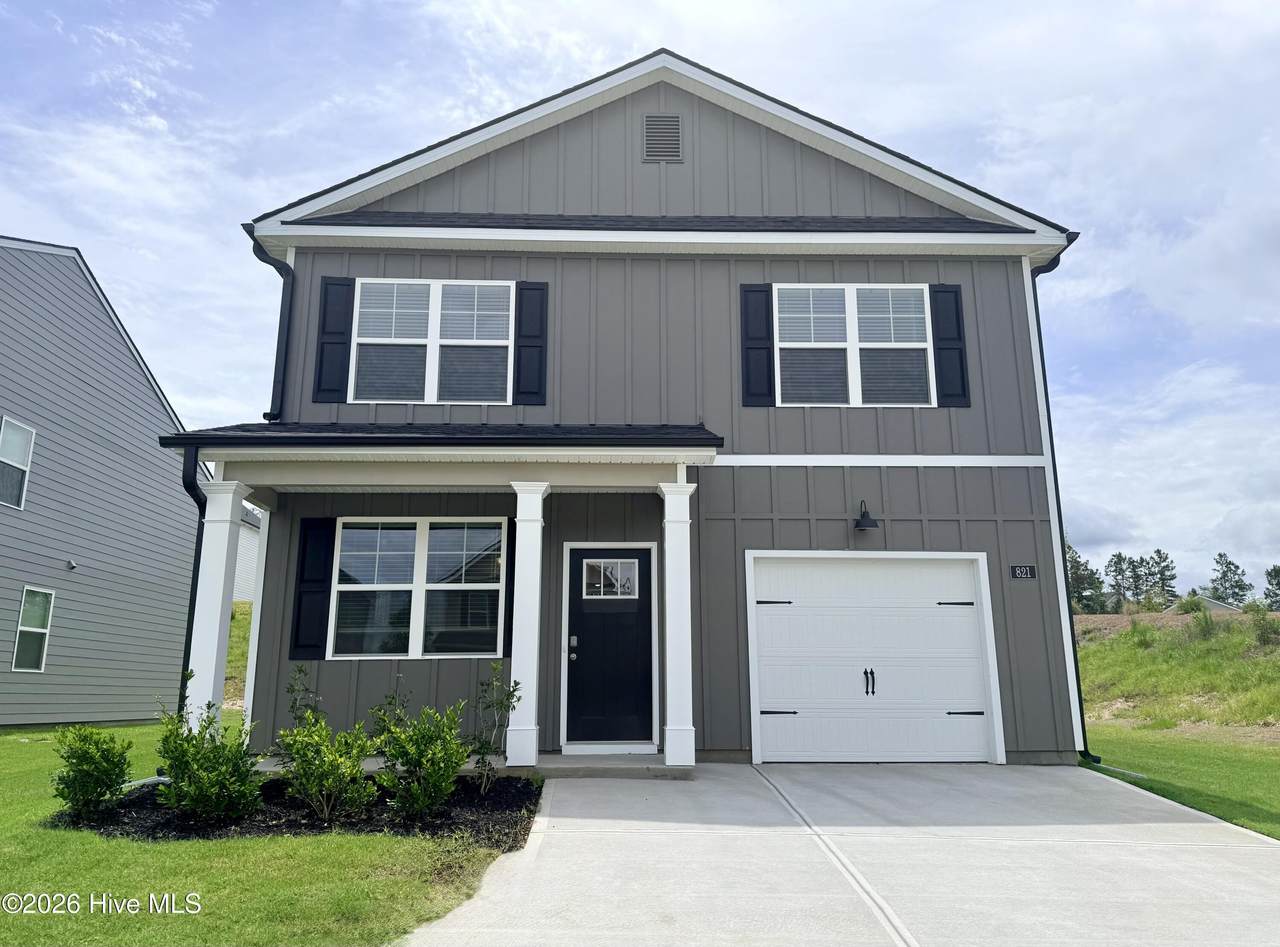 821 Dara Corners - Photo 1