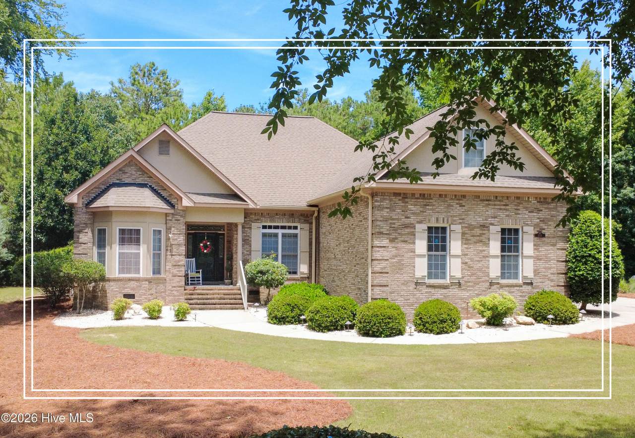 1036 Longstreet Place - Photo 1