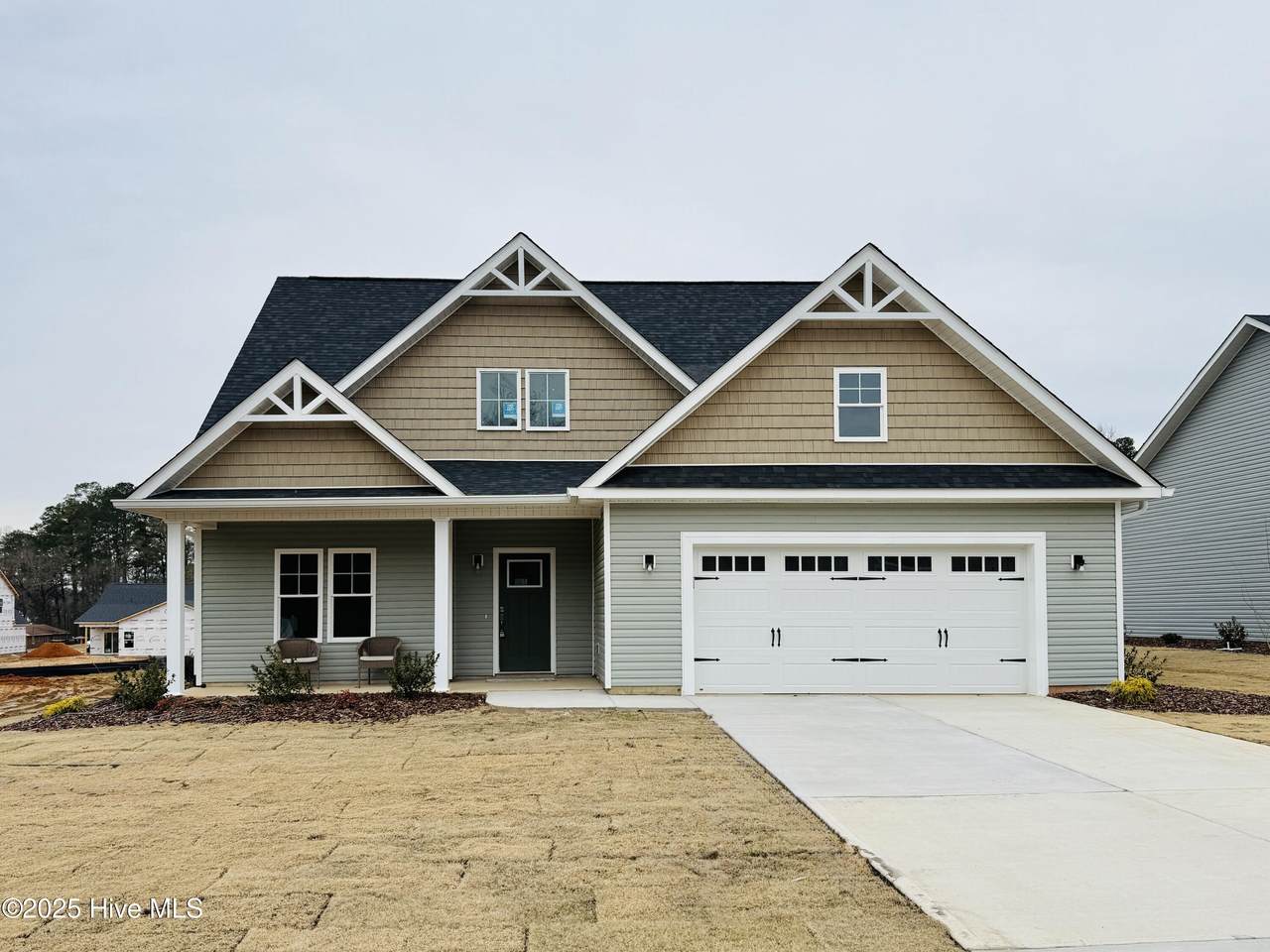 279 Elijah Way - Photo 1