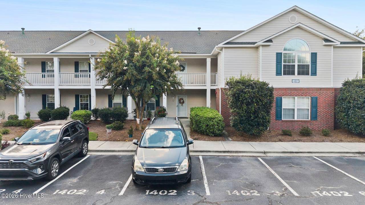 1402 Willoughby Park Court - Photo 1