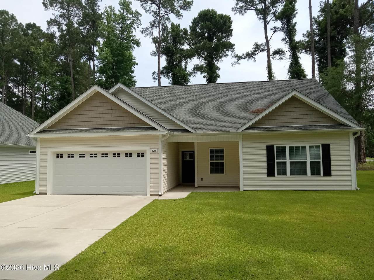 525 Vineland Drive - Photo 1