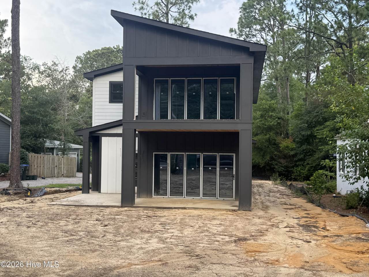 750 Ashe Street - Photo 1