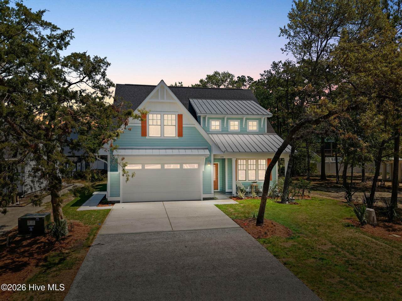 114 31st Street - Photo 1