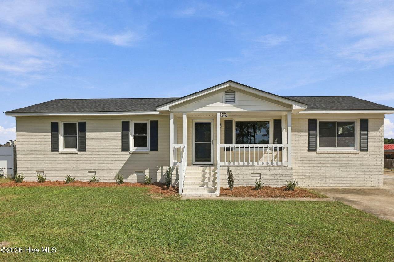 104 Oak Grove Avenue - Photo 1